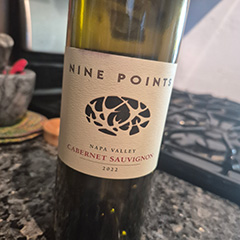 9 Points Wine label