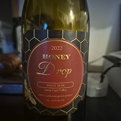 Honey Drop Pinot Noir Label